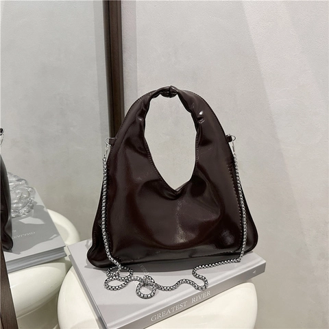 Borsa a Tracolla Geometrica in PU Lucido da Donna Borsa a Mano Triangolare Minimalista Con Tracolla a Catena Argento Borsa Giornaliera