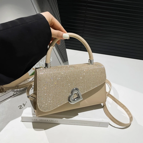 Borsa a Tracolla da Donna alla Moda in Pelle PU Patta con Strass Scintillanti Borsa a Mano con Lucchetto a Cuore Quadrata