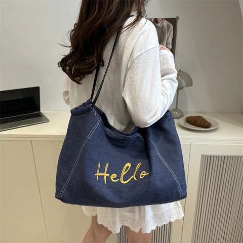 Borsa Tote in Denim da Donna Grande Capacità Retro Casual Ricamo a Lettere Borsa a Tracolla Pendolare Sottobraccio Mommy Bag