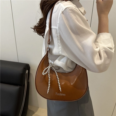 Sac à Main Femme Demi-Cercle Hobo Sous le Bras PU Cuir Nœud Papillon Charme de Perle Minimaliste Urbain Trajet Sac à Épaule