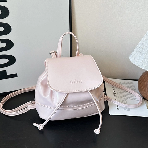 Koreanischer Minimalismus Damen PU Leder Mini Rucksack Plissiert Kordelzug Magnetschnalle Kleiner Reise Daypack Mode Tasche