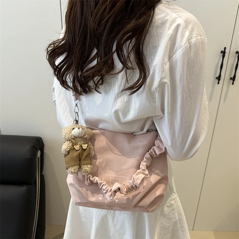 Fashion PU Leather Cloud Ruffle Shoulder Strap Women Crossbody Bag With Plush Bear Charm Small Square Bag For Daily Commuting