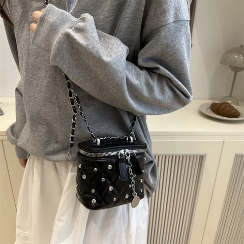 Bolso Bandolera de Lujo Acolchado con Strass para Mujer Bolso de Caja Cuadrada Pequeña de Cuero PU con Correa de Cadena de Metal