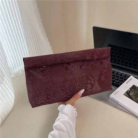 Bolso de Mano Tipo Sobre de Cuero PU con Estampado de Serpiente para Mujer Bolso Minimalista de Costura para Diario y Fiesta