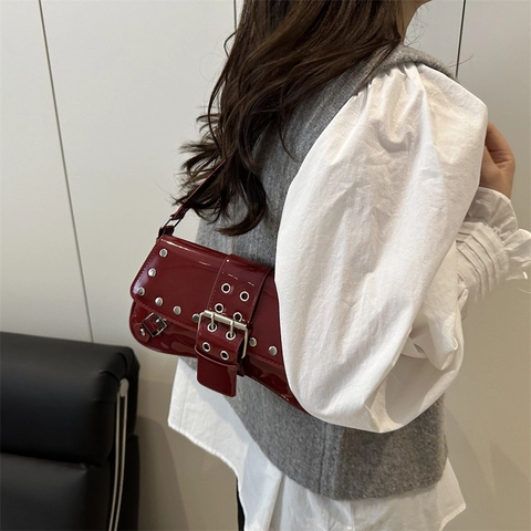 Women Y2K Punk Rivet Underarm Bag Fashion PU Patent Finish Shoulder Bag With Belt Buckle Solid Color Commuter Handbag