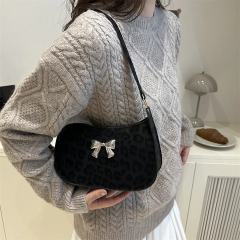 Women's Fashion Leopard Print Underarm Bag PU Leather Shoulder Bag With Silver Metal Bowknot Hobo Bag Baguette Bag