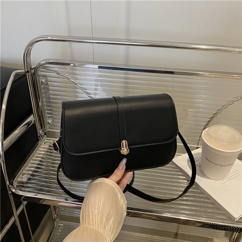 Fashion PU Leather Crossbody Bag For Women Vintage Square Shoulder Bag With Gold Buckle Elegant Daily Commuter Baguette Bag