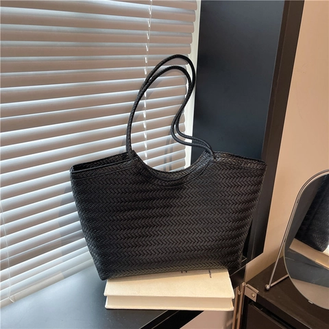 Women Woven Tote Bag Large Capacity PU Leather Shoulder Bag Minimalist Urban Casual Handbag Retro Solid Color Daily Bag