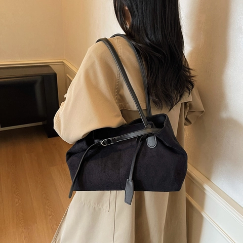 Vintage Large Capacity PU Leather Tote Bag For Women Minimalist Solid Color Suede Texture Shoulder Bag For Daily Commute