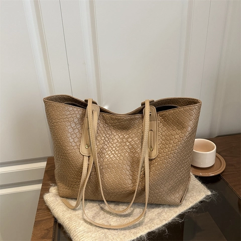 Damen Große Kapazität Gewebte Tragetasche Urbaner Minimalismus Kunstleder Weben Schultertasche Mode Handtasche Für Den Alltag