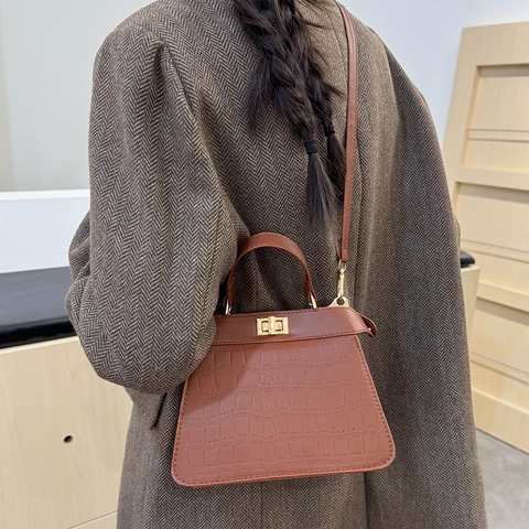 Mode Damen PU Leder Handtasche Krokodilgeprägt Umhängetasche Einfache Kleine Quadratische Tasche Mit Goldenem Schloss