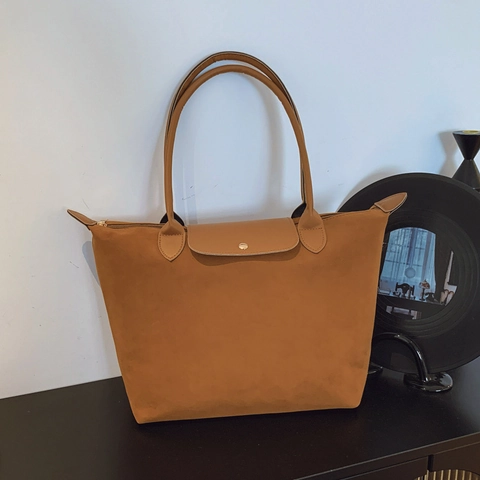 Women Large Capacity PU Leather Tote Bag Casual Soft Shoulder Bag For Office Commute Classic Flap Design Shopping Handbag