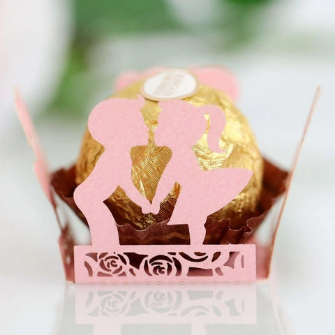 Laser Cut Hollow Boy Girl Silhouette Pearlescent Paper Chocolate Lace Wrapper Wedding Party Candy Cake Decoration
