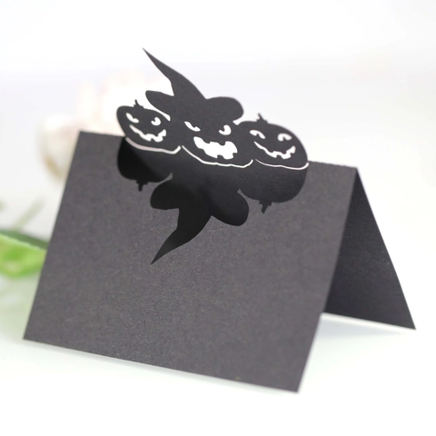Cartes de Table Halloween Citrouille Chauve-Souris Découpées au Laser Ajourées Étiquettes de Nom de Table pour Décoration Fête Orange Noir Papier Perlé