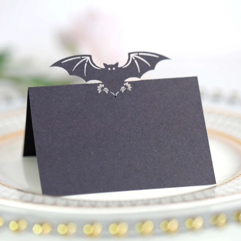 Halloween Bat Shape Laser Cut Place Cards Hollow Out Pearlescent Paper Seat Cards For Gothic Wedding Banquet Table Decor
