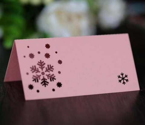 Segnaposti con Fiocco di Neve Intaglio Laser Carta Perlata Cartellini per Nomi Pieghevoli per Matrimonio Natale Festa