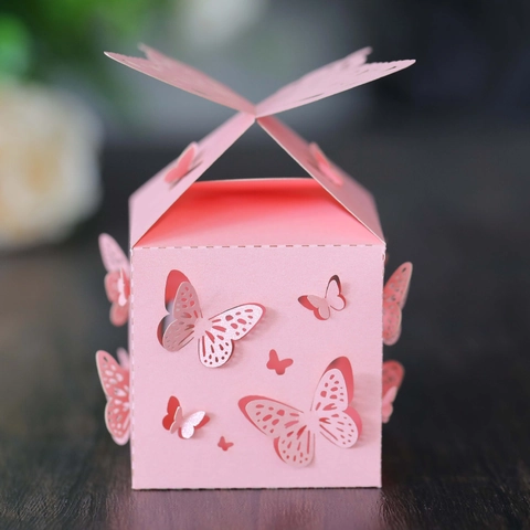Laser Cut Butterfly Wedding Favor Boxes Pearlescent Paper Candy Gift Box For Chocolate Party Decorations Wedding Supplies