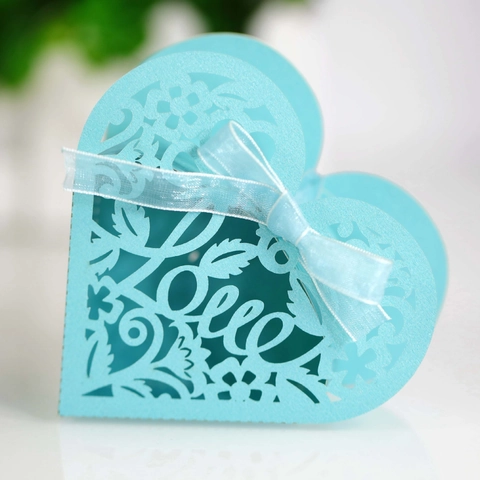 Laser Cut Heart Shaped Love Favor Box With Ribbon Pearlescent Paper Candy Box For Wedding Valentine Party Decoration