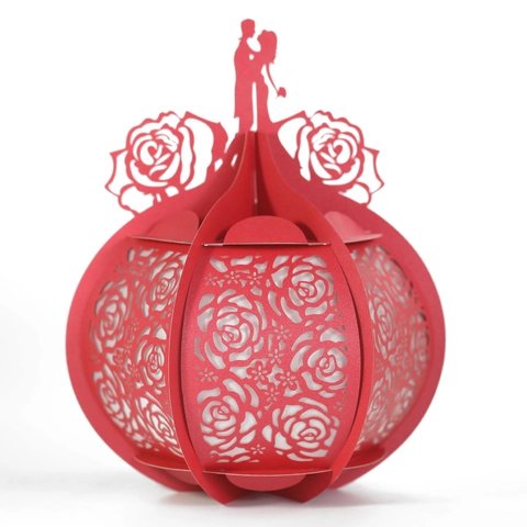 Lanterna di Carta Rosa Tagliata al Laser 3D Silhouette Romantica di Coppia Lanterna Svuotata Decorazione per Matrimoni e San Valentino