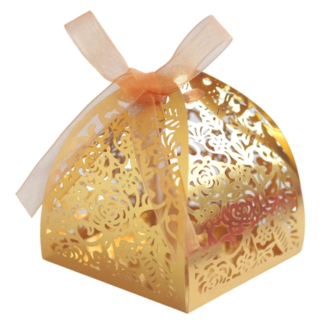 Laser Cut Hollow Rose Paper Candy Gift Box With Ribbon For Valentine Day Wedding Party Mirror Paper Chocolate Treat Box