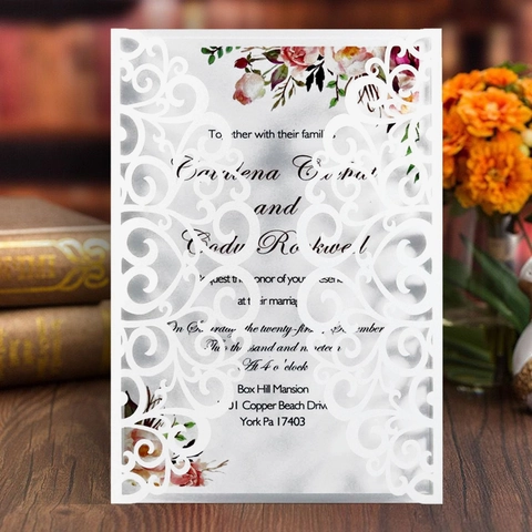 Lasergeschnittene Hochzeitseinladungskarten Mit Blumendruck-Einsätzen Elegante Hohle Perlmutt-Papier-Einladungen Für Brautparty Bankett-Party