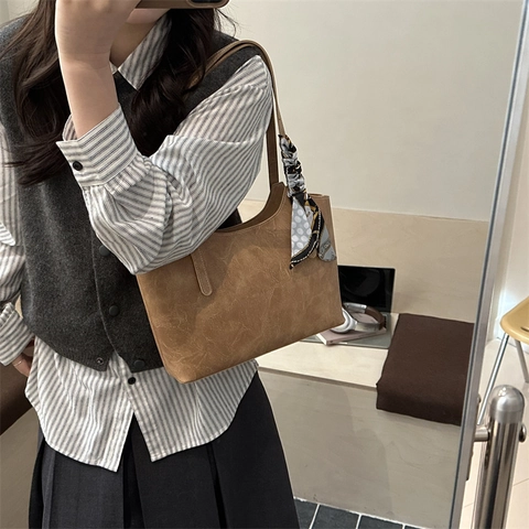 Große Kapazität PU Leder Tote Bag Mit Satin Schal Moderne Minimalistische Umhängetasche Für Damen Daily Commuting Casual Handtasche