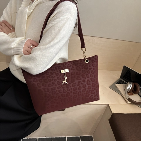 Borsa Tote Vintage con Stampa Leopardata Donna Grande Capacità Borsa a Spalla Con Ciondolo Cervo Metallo Catena Tracolla