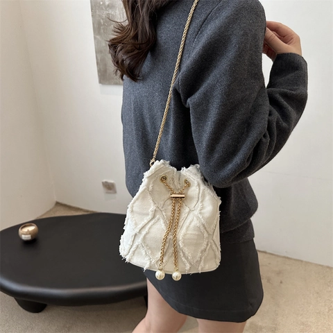 Women Denim Diamond Quilted Bucket Bag With Artificial Pearl Tassel Drawstring Fashion Casual Chain Strap Shoulder Crossbody Bag