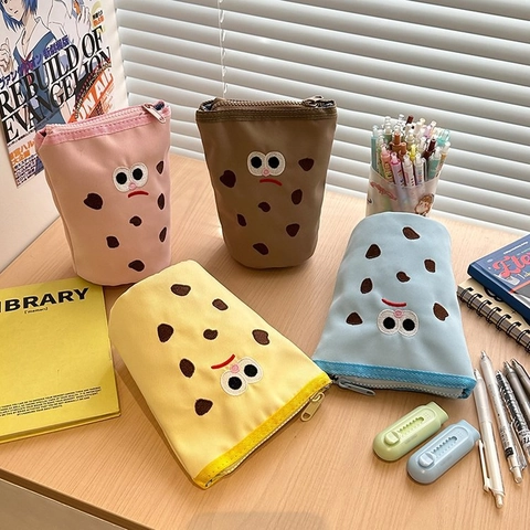Kawaii Cartoon Keks Stickerei Federmäppchen Stehend Große Kapazität Polyester Reißverschluss Aufbewahrungstasche Für Schule Büro