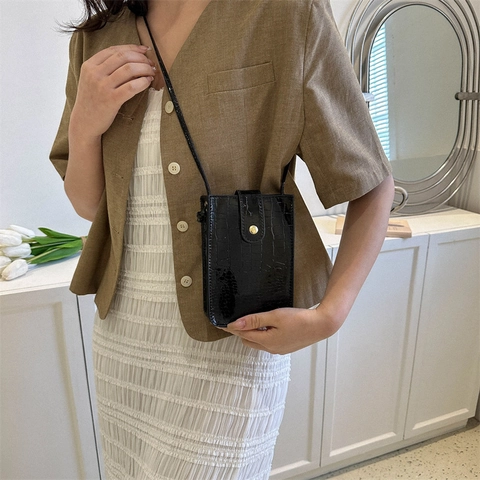Mode Glänzendes Lackleder Krokodilmuster Mini-Handytasche Koreanischer Stil Kleine Quadratische Umhängetasche Für Damen