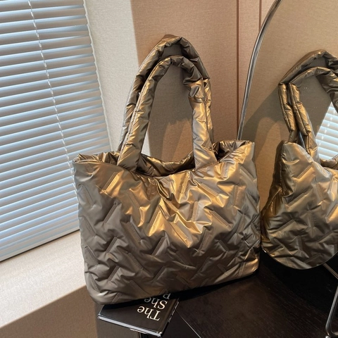 Bolso Tote Acolchado para Mujer Gran Capacidad Bolso de Hombro Minimalista Viaje Diario Moda Color Sólido Bolso de Mano