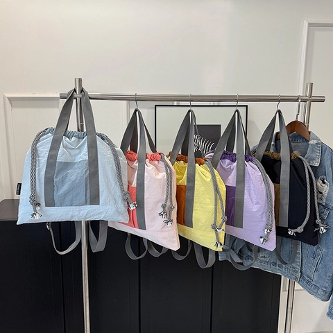 Mochila de Cuero Sintético con Cordón para Mujer Gran Capacidad Bloque de Color Bolso de Viaje y Deporte Bolso de Mano Casual