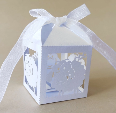 Scatola di Caramelle a Taglio Laser con Agnello del Fumetto Scatola Regalo di Nozze d'Oro Riflettente Imballaggio di Cioccolato