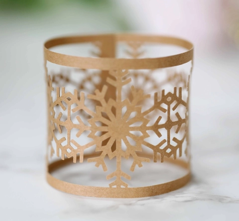 Laser Cut Paper Snowflake Napkin Rings Hollow Out Napkin Buckles For Christmas Wedding Table Decor Party Hotel Dinner Decor