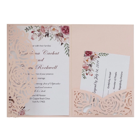 Eleganti Biglietti d'Invito per Matrimonio con Rosa Intagliata a Laser Set con Buste Carte RSVP Carta Perlata per Nozze