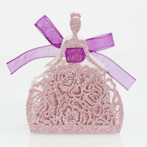 Princess Dress Shape Laser Cut Glitter Paper Favor Box Elegant Hollow Out Floral Candy Gift Box For Wedding Party Favor