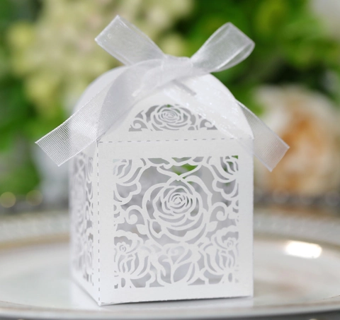 Caja de Caramelos de Flor de Rosa Hueca con Corte Láser Papel Perlado para Boda Fiesta Envoltorio de Regalo con Lazo