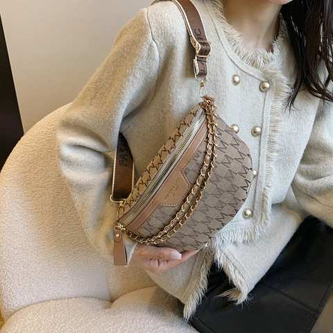 Women Letter Print Chest Bag Nylon Crossbody Saddle Bag With Gold Chain Fashion Wide Strap Casual Leisure Waist Pack