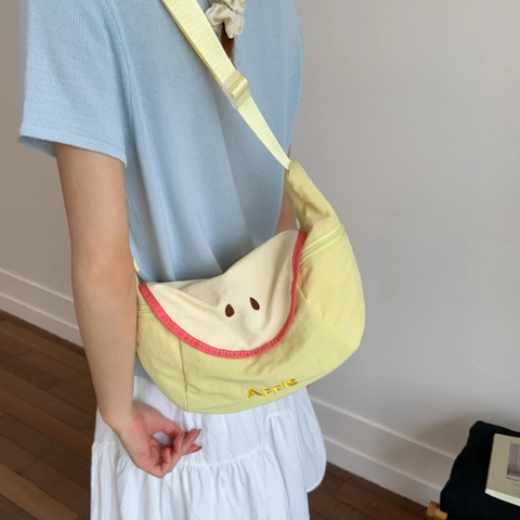 Süße Frucht Thema Nylon Umhängetasche Für Damen Koreanischen Stil Leichte Lässige Reise Schultertasche Apfel Wassermelone Birne Muster