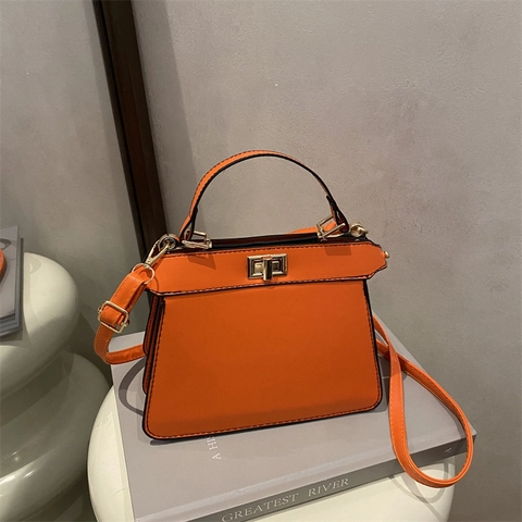 Damen Retro Französisch Lässig Quadratisch Schultertasche Große Kapazität Umhängetasche Mit Metallschloss Kunstleder Tasche
