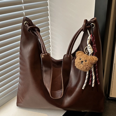 Bolso De Mano De Gamuza Retro Para Mujer De Gran Capacidad Bolso De Hombro Hobo Con Colgante De Oso De Peluche Moda Casual