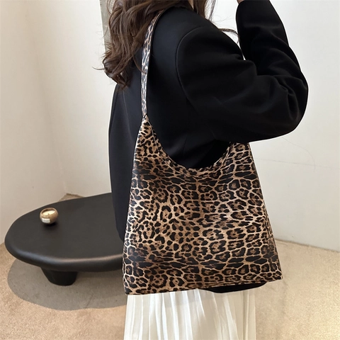 Borsa Tote alla Moda con Stampa Leopardata Borsa a Tracolla di Grande Capacità Trendy Street Style Borsa Sottobraccio in Tessuto per Viaggi e Shopping