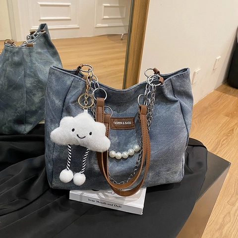 Dames Grote Capaciteit Suède Tote Bag Casual Woon-werkverkeer Schoudertas Retro Parelketting Decor Urban Eenvoudige Stiksels Handtas