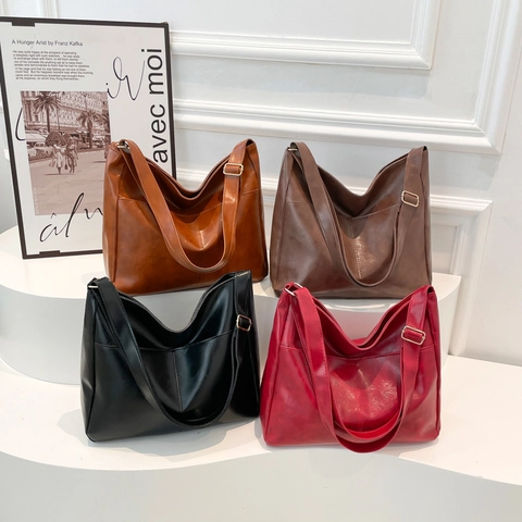Grand Sac en Cuir Synthétique pour Femmes Sac à Bandoulière Hobo Vintage Avec Bandoulière Réglable Sac à Main de Trajet