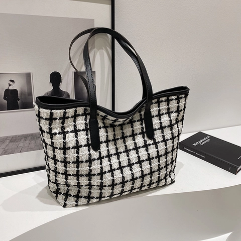 Women Large Capacity Plaid Suede Tote Bag Urban Simple Grid Pattern Polyester Shoulder Handbag Daily Commuting Fashion Purse