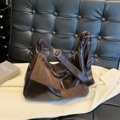 Sac Fourre-Tout Hobo en Daim Vintage Patchwork Couleur Contrastée Grande Capacité Sac à Épaule Sous le Bras pour Femme Mode
