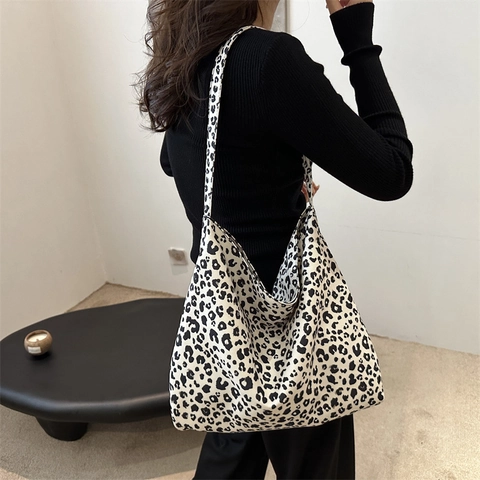 Grote Capaciteit Canvas Luipaardprint Schoudertas Voor Dames Modieuze Strik Onderarm Tote Bag Stijlvolle Dagelijkse Tas