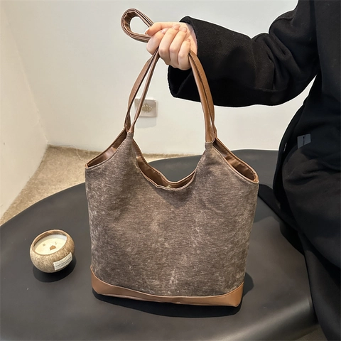Dames Grote Capaciteit Suède Patchwork Draagzak Minimalistische Winter Schoudertas Casual Woon Werk Handtas Kunstleer