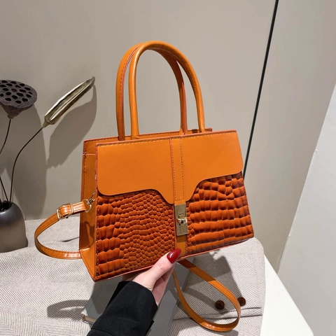 Sac Bandoulière Vintage Motif Crocodile pour Femmes Mode Sac à Main en Cuir PU Serrure Dorée Sac à Main avec Poignée