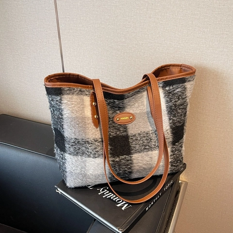 Sac Fourre-tout en Lainage à Carreaux pour Femmes Grande Capacité Patchwork Sac à Épaule Couleur Contrastée Urbain Hiver